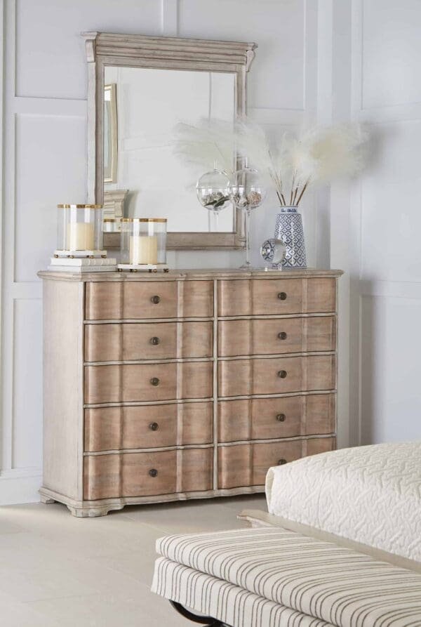 Alcove Master Chest - Image 5
