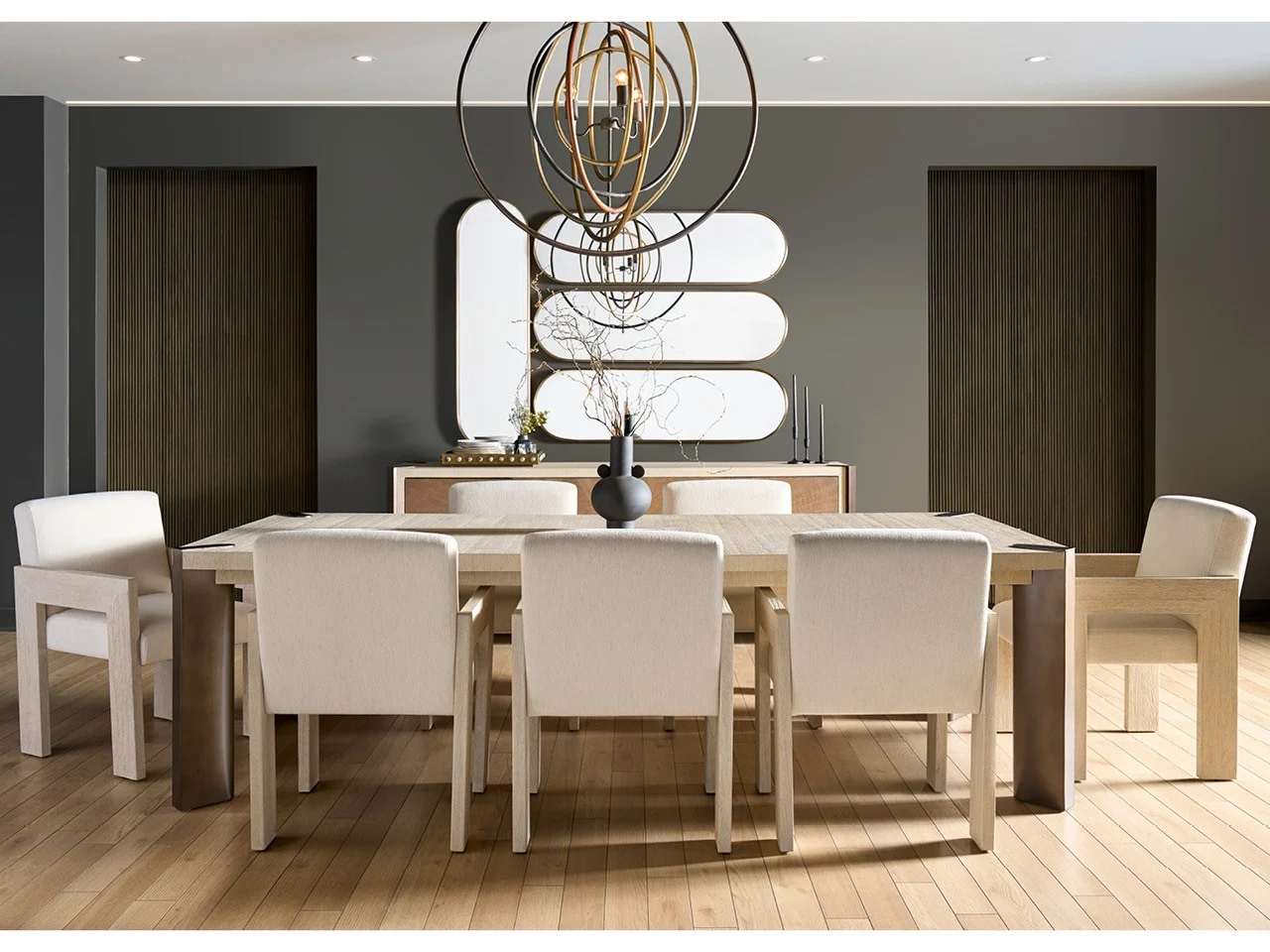 MIST DINING TABLE - Image 11