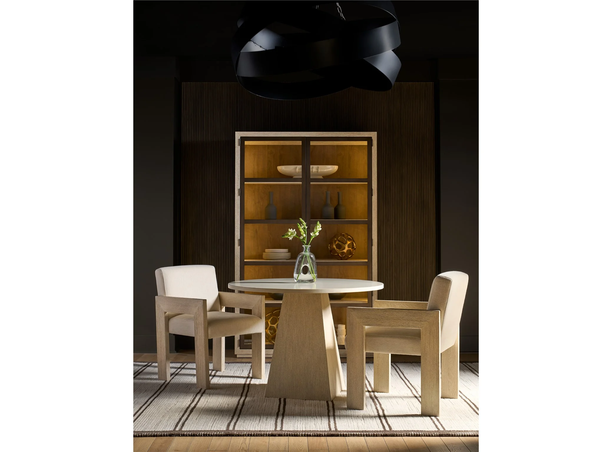 QUARTZ DINING TABLE - Image 4